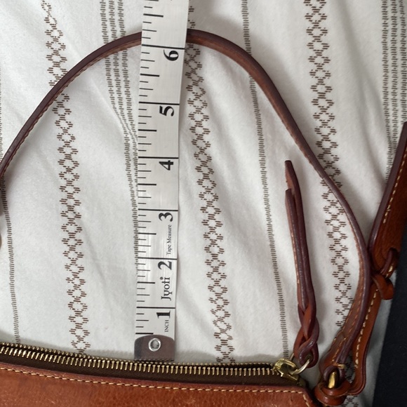 Dooney & Bourke small leather clutch handbag - Picture 3 of 9